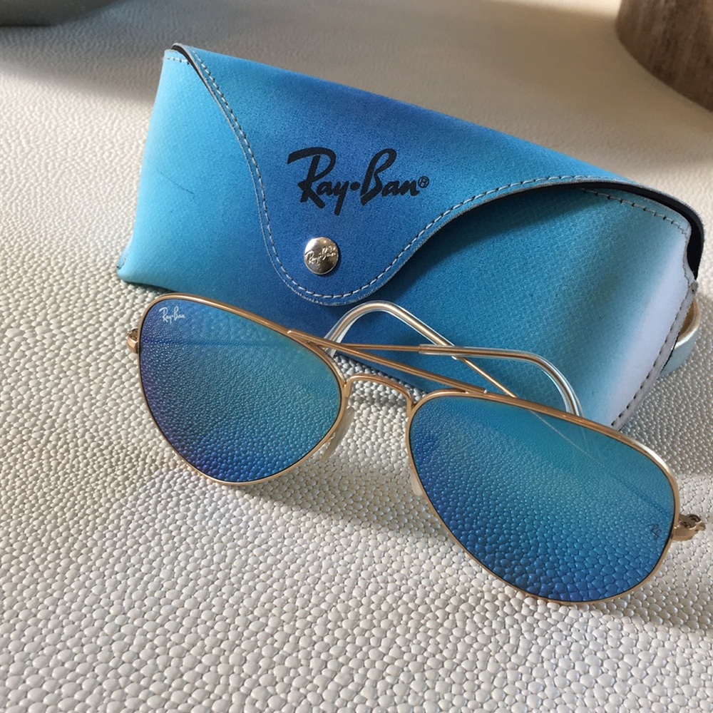 Ray Ban Aviator sunglasses
